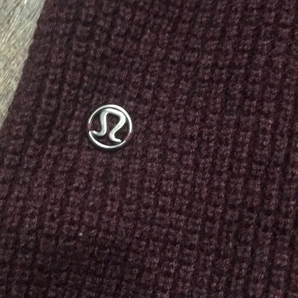 Lululemon Sweater - Picture 6 of 6